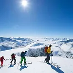Cozy Mountain Beito - 18 Sengeplasser - Bilijard דירה